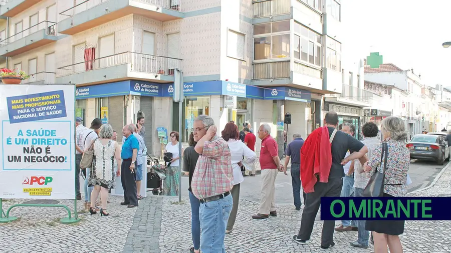 Olha quem acordou agora... Olha quem acordou agora...