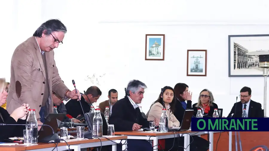 Esperem sentados Esperem sentados