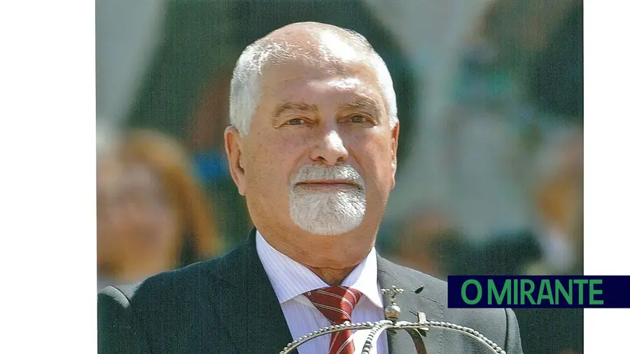 “Como professor sempre transmiti aos meus alunos a necessidade de protecção do ambiente” “Como professor sempre transmiti aos meus alunos a necessidade de protecção do ambiente”