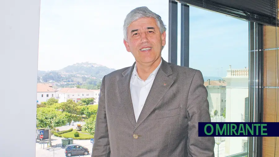 “O verde é, cada vez mais, a cor da consciência ambiental e do futuro do Planeta” “O verde é, cada vez mais, a cor da consciência ambiental e do futuro do Planeta”