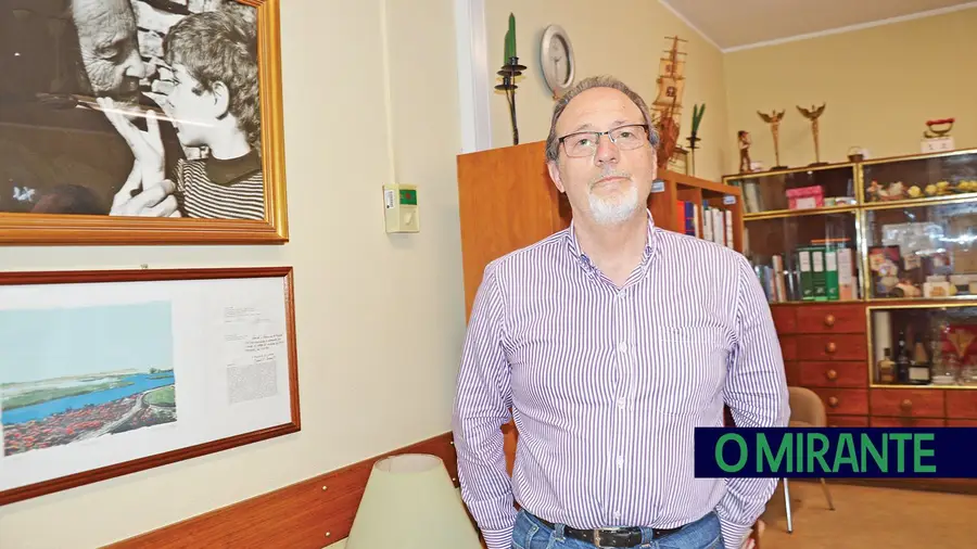 Lar da Misericórdia de Alhandra vive segundo surto de Covid mas a instituição está bem entregue Lar da Misericórdia de Alhandra vive segundo surto de Covid mas a instituição está bem entregue