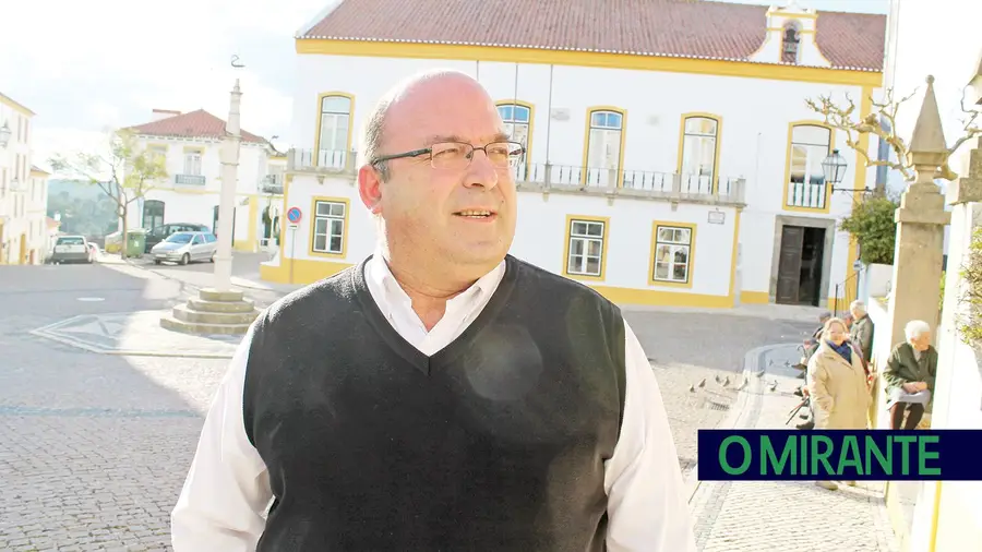 Saúde de Miguel Borges piora e autarca recorda a perda de um filho por causa de um ventilador Saúde de Miguel Borges piora e autarca recorda a perda de um filho por causa de um ventilador