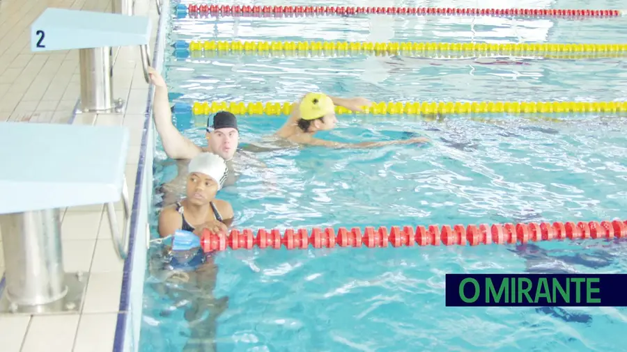Piscinas de Alhandra compradas pela câmara para não caírem nas mãos de credores Piscinas de Alhandra compradas pela câmara para não caírem nas mãos de credores