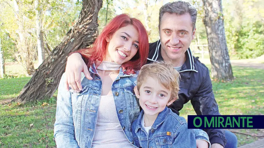 Solange Cardinaly é uma ilusionista à espera de poder voltar a encantar plateias Solange Cardinaly é uma ilusionista à espera de poder voltar a encantar plateias