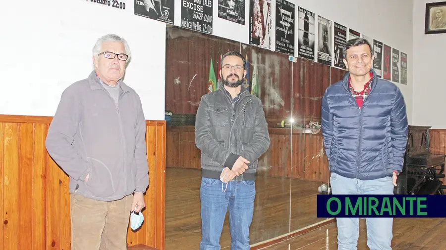 Música Velha de Pernes fez 150 anos mas a data ficou por festejar Música Velha de Pernes fez 150 anos mas a data ficou por festejar