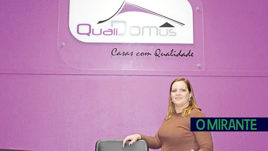 Agência Imobiliária Qualidomus  destaca-se pela relação com os clientes