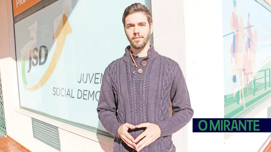 Câmara de Azambuja só reage quando sente que as situações geram opiniões negativas Câmara de Azambuja só reage quando sente que as situações geram opiniões negativas