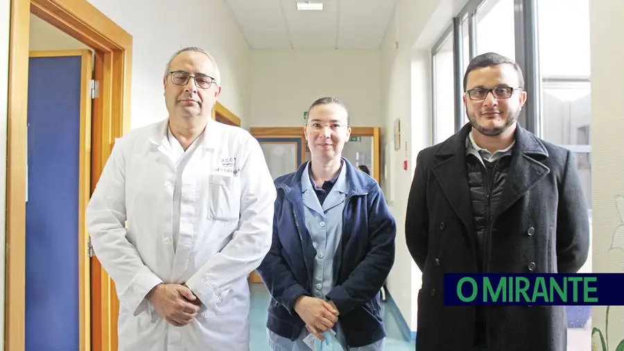 O primeiro médico e enfermeiro O primeiro médico e enfermeiro