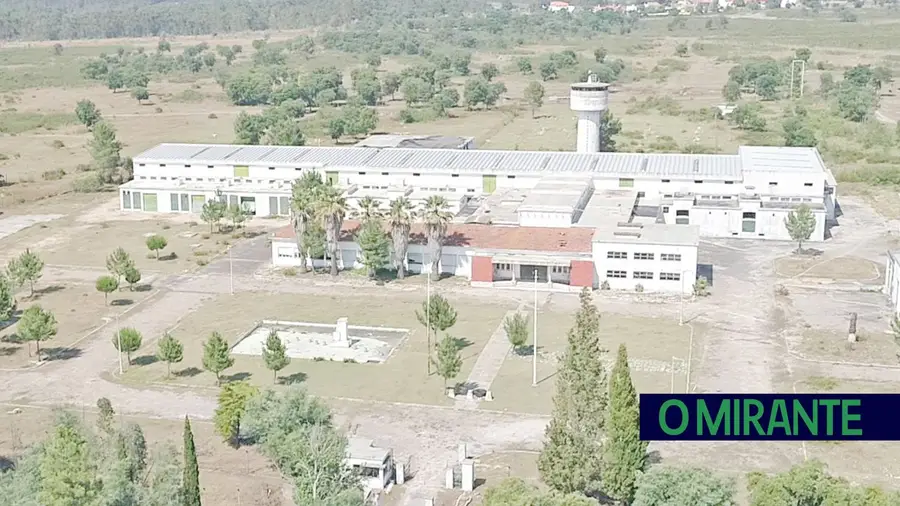 Empreendimento turístico previsto para a antiga Raret nunca saiu do papel Empreendimento turístico previsto para a antiga Raret nunca saiu do papel
