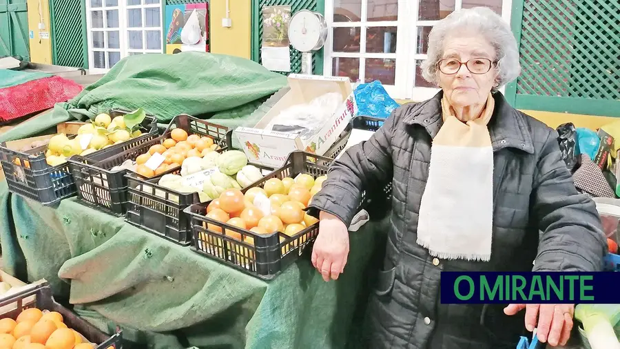 Mudança do mercado de Santarém arrasou o negócio aos vendedores Mudança do mercado de Santarém arrasou o negócio aos vendedores