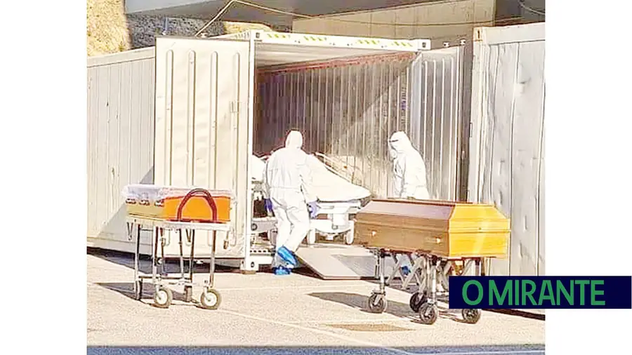 Vítimas de Covid enchem todos os contentores do Hospital Vila Franca de Xira Vítimas de Covid enchem todos os contentores do Hospital Vila Franca de Xira