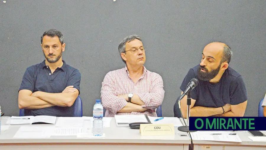 A montanha pariu um rato A montanha pariu um rato