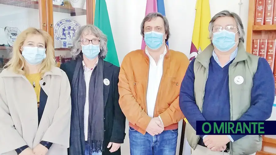 Junta da Chamusca assina acordo para repor direitos a trabalhadores Junta da Chamusca assina acordo para repor direitos a trabalhadores