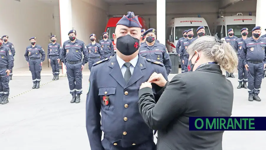 Os Bombeiros Municipais de Tomar Os Bombeiros Municipais de Tomar