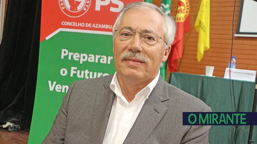 Silvino Lúcio já decidiu e vai ser candidato do PS em Azambuja Silvino Lúcio já decidiu e vai ser candidato do PS em Azambuja