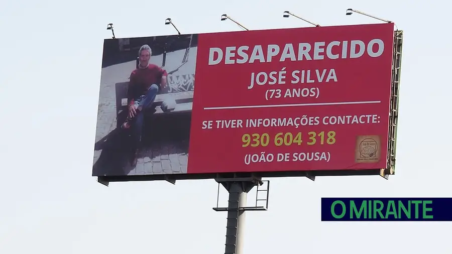 Família de idoso desaparecido em Alverca coloca cartaz na A1