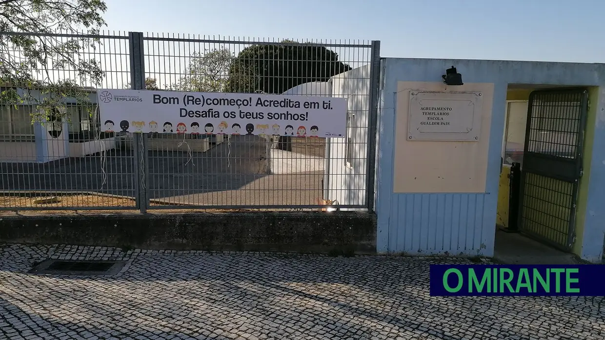 Recepção surpresa no Agrupamento  de Escolas Templários  em Tomar