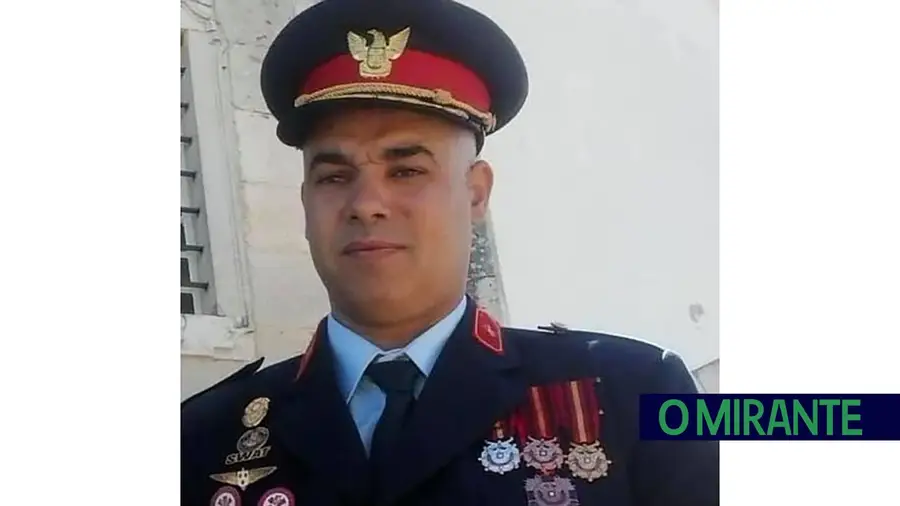 Bombeiro Hélder Justino é o candidato do Chega à Câmara da Barquinha Bombeiro Hélder Justino é o candidato do Chega à Câmara da Barquinha