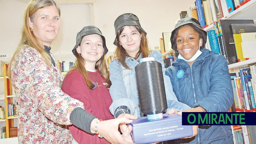 Alunas de escola de Vialonga ganham prémio da UNESCO Alunas de escola de Vialonga ganham prémio da UNESCO