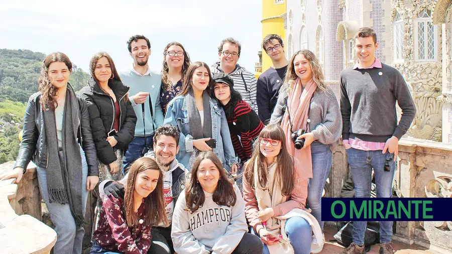 Jovens de Rio Maior dão uma ajuda às vítimas da pandemia Jovens de Rio Maior dão uma ajuda às vítimas da pandemia