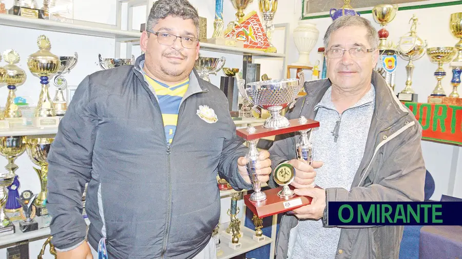 “Quando jogamos sentimos na pele o racismo e há miúdos que acabam no banco a chorar” “Quando jogamos sentimos na pele o racismo e há miúdos que acabam no banco a chorar”