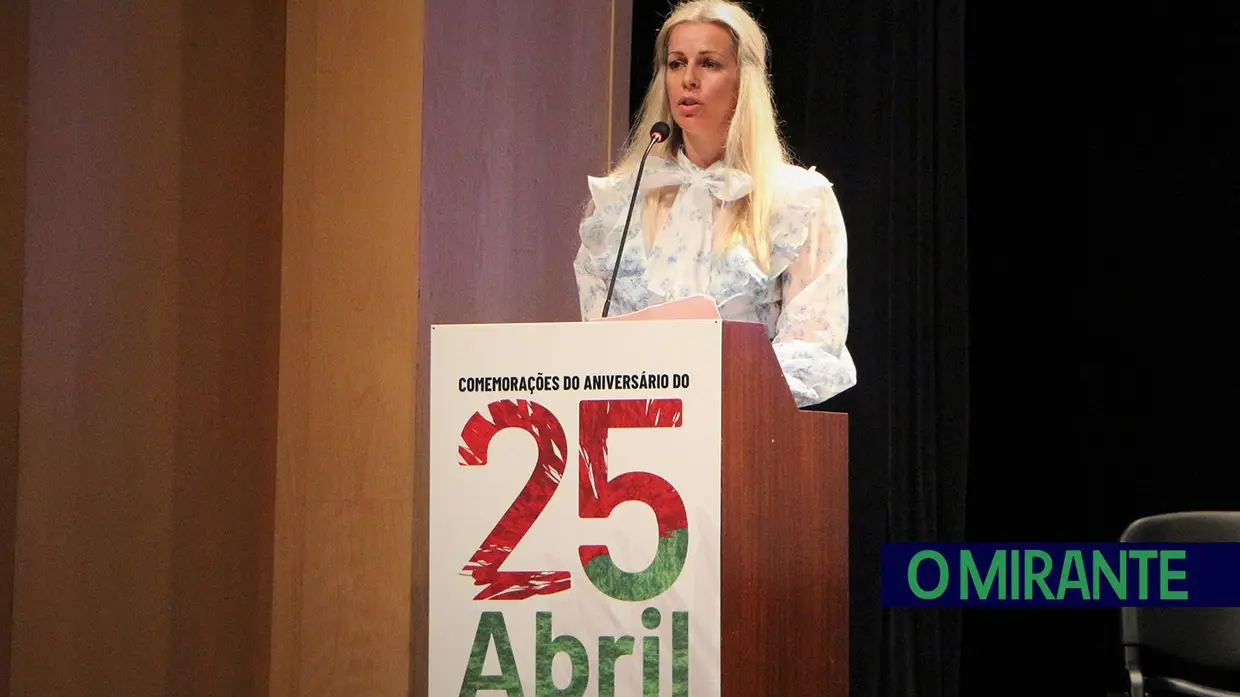 25 de Abril em Benavente: Justiça, segurança e igualdade de direitos marcaram discursos