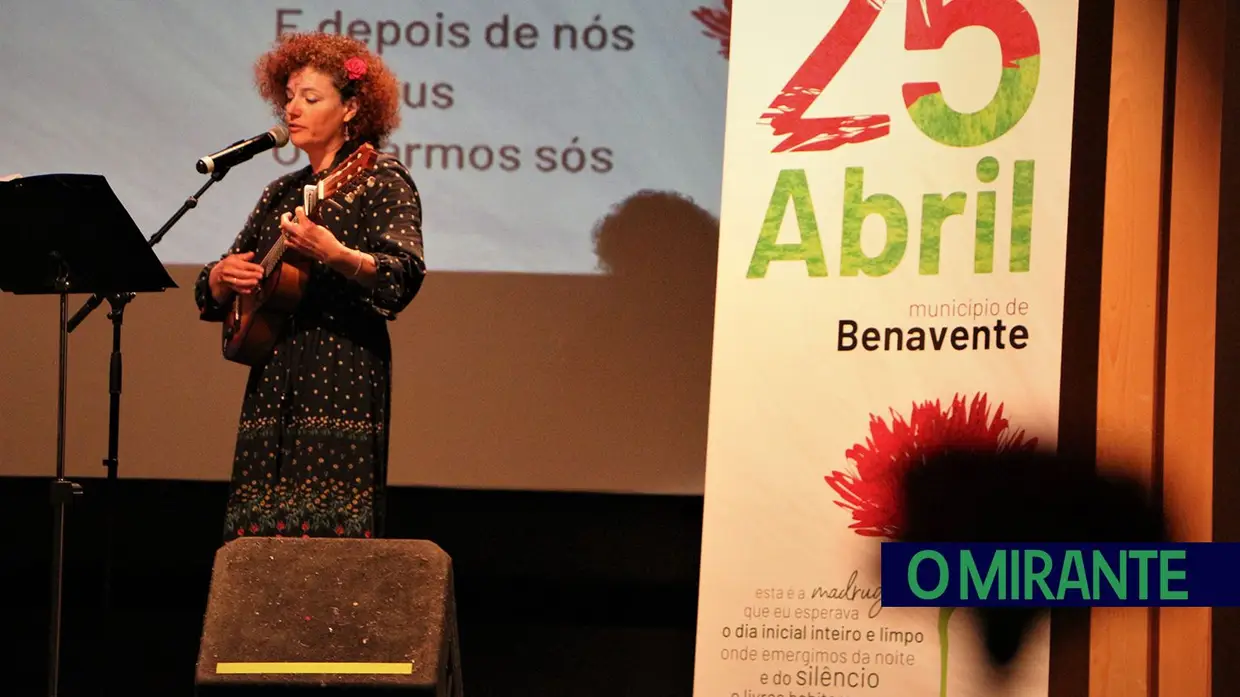 25 de Abril em Benavente: Justiça, segurança e igualdade de direitos marcaram discursos