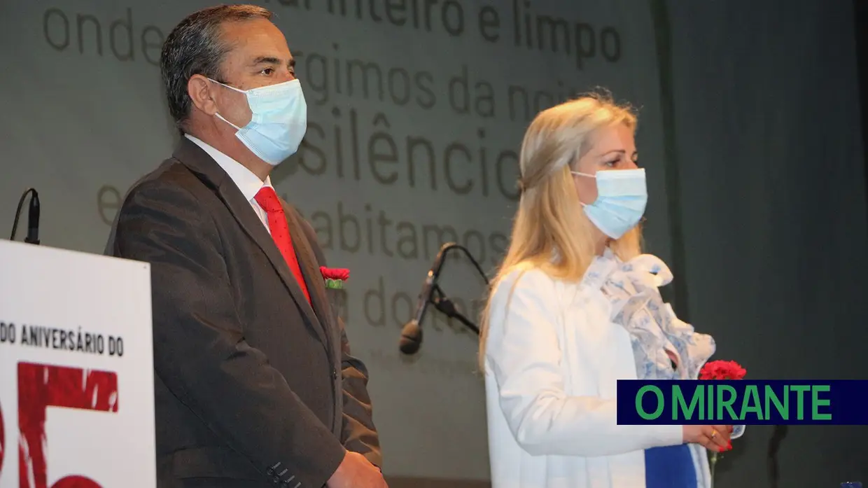 25 de Abril em Benavente: Justiça, segurança e igualdade de direitos marcaram discursos