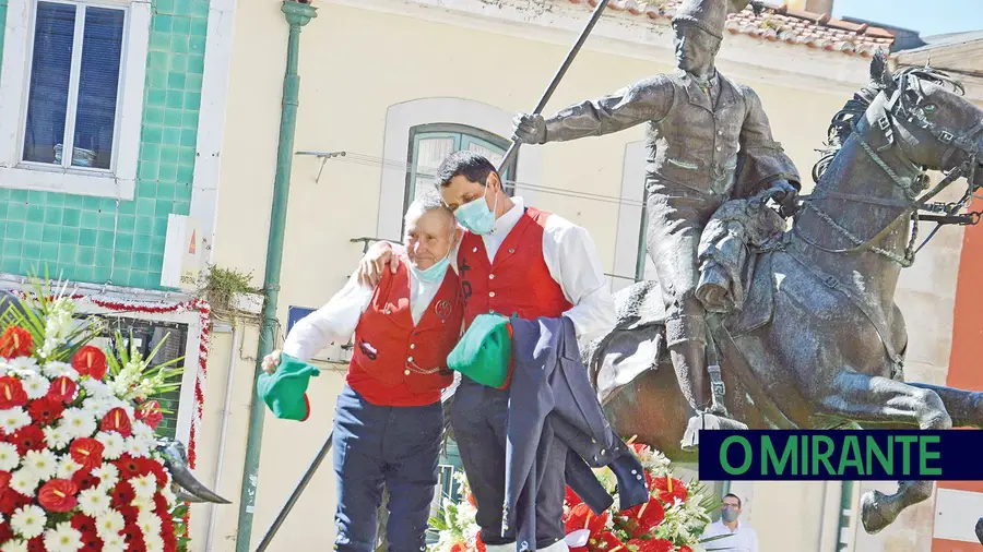 Festa do Colete Encarnado novamente em risco 