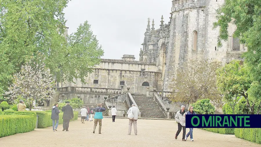 Autarcas preocupados com mau acesso ao Convento de Cristo Autarcas preocupados com mau acesso ao Convento de Cristo