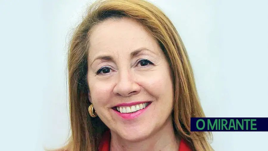 Cília Seixo volta a ser a segunda escolha  do PS à Câmara de Ourém
