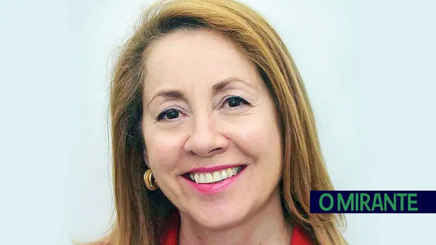 Cília Seixo volta a ser a segunda escolha do PS à Câmara de Ourém Cília Seixo volta a ser a segunda escolha do PS à Câmara de Ourém