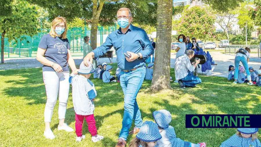 Inauguração de parque infantil gera polémica política em Abrantes 