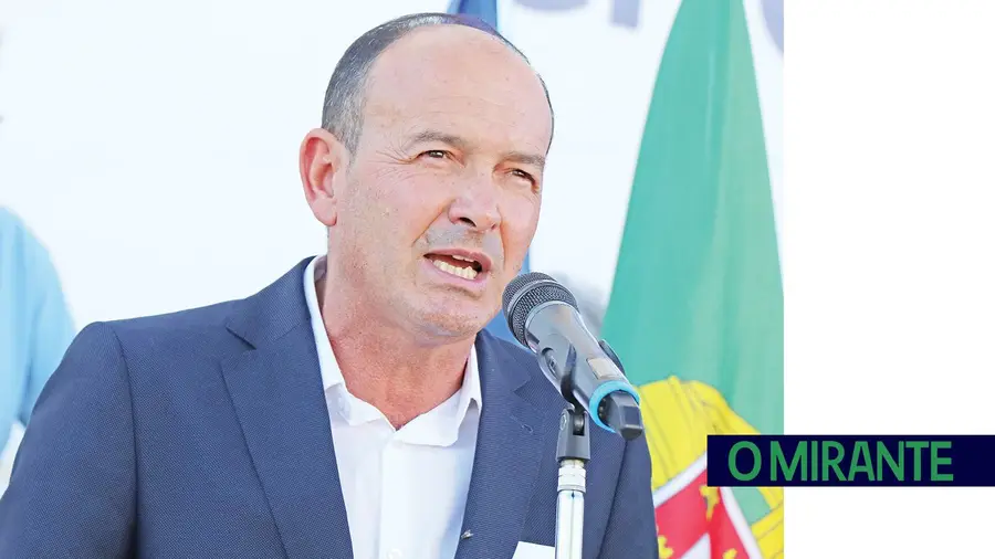Francisco Oliveira reeleito presidente da assembleia geral da APDA Francisco Oliveira reeleito presidente da assembleia geral da APDA