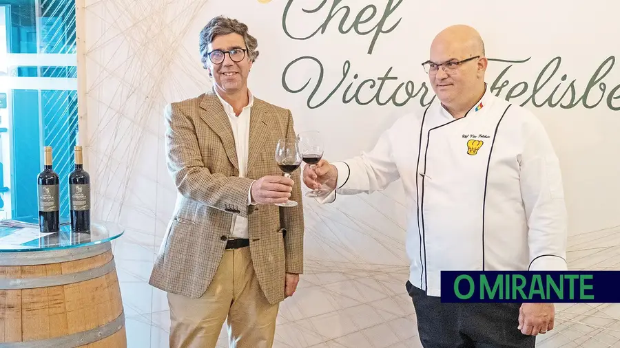 Raízes é um vinho feito para as criações do Chef Victor Felisberto Raízes é um vinho feito para as criações do Chef Victor Felisberto