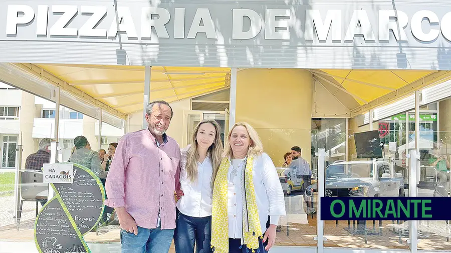 Pizzaria De Marco, em Torres Novas, foi renovada e serve petiscos na esplanada