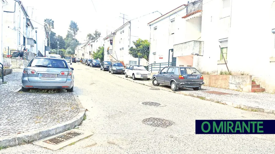 Funcionária da Câmara de Tomar agredida em bairro problemático Funcionária da Câmara de Tomar agredida em bairro problemático