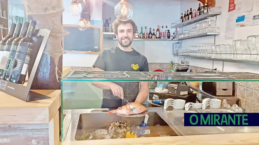 Restaurante Dom Gula, em Torres Novas, com petiscos e peixe fresco diariamente
