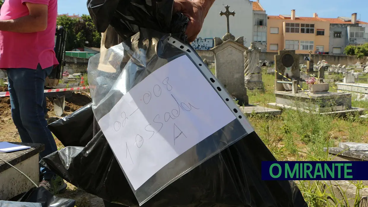58 famílias reclamaram os seus mortos no cemitério de São Sebastião em Alverca