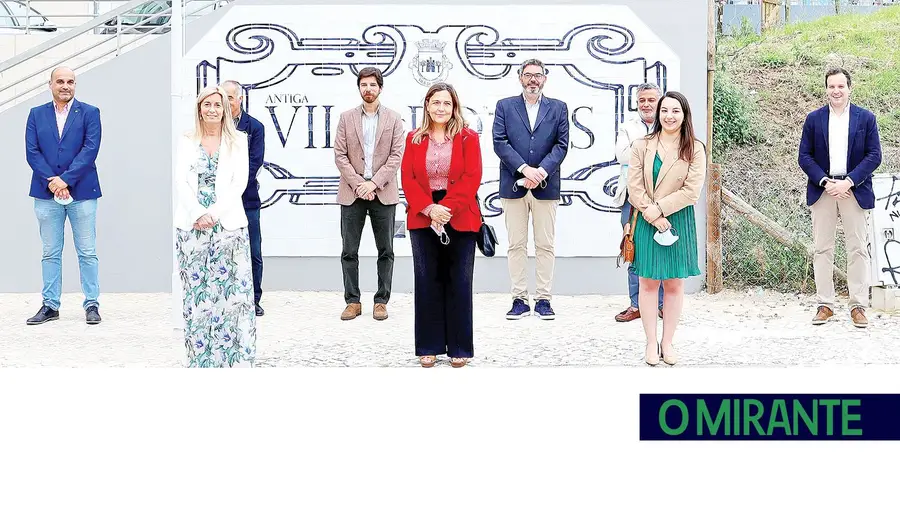 Junta de Vila Franca de Xira assina acordos para melhorar a vida de crianças e jovens Junta de Vila Franca de Xira assina acordos para melhorar a vida de crianças e jovens