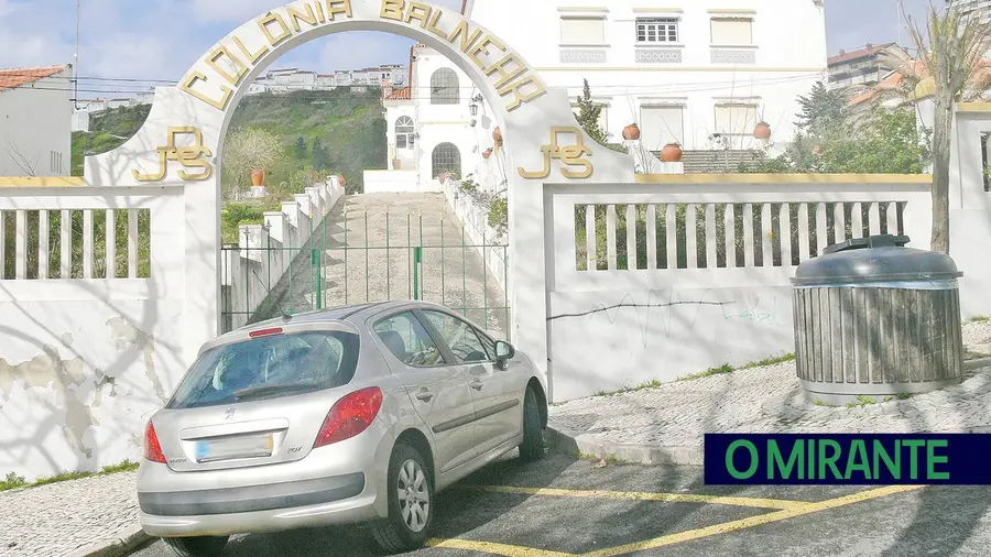 Se os autarcas fizessem o que deviam a Colónia Balnear da Nazaré não estava ao abandono Se os autarcas fizessem o que deviam a Colónia Balnear da Nazaré não estava ao abandono