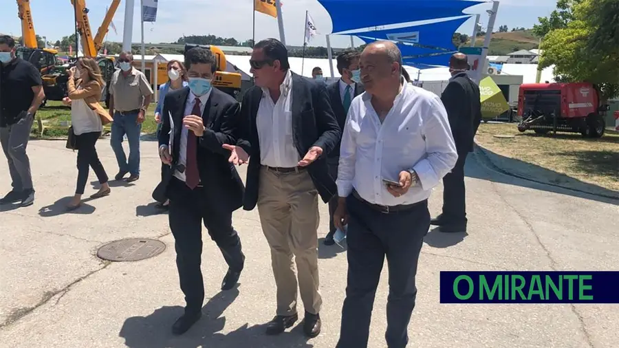 António Ramalho apresentou em Santarém o estudo sobre a "Economia da Terra" António Ramalho apresentou em Santarém o estudo sobre a "Economia da Terra"