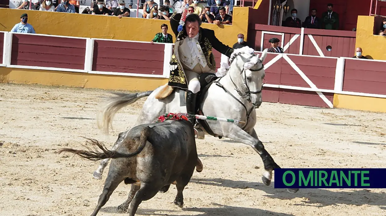 Emocionante corrida de Toiros em Arruda dos Vinhos