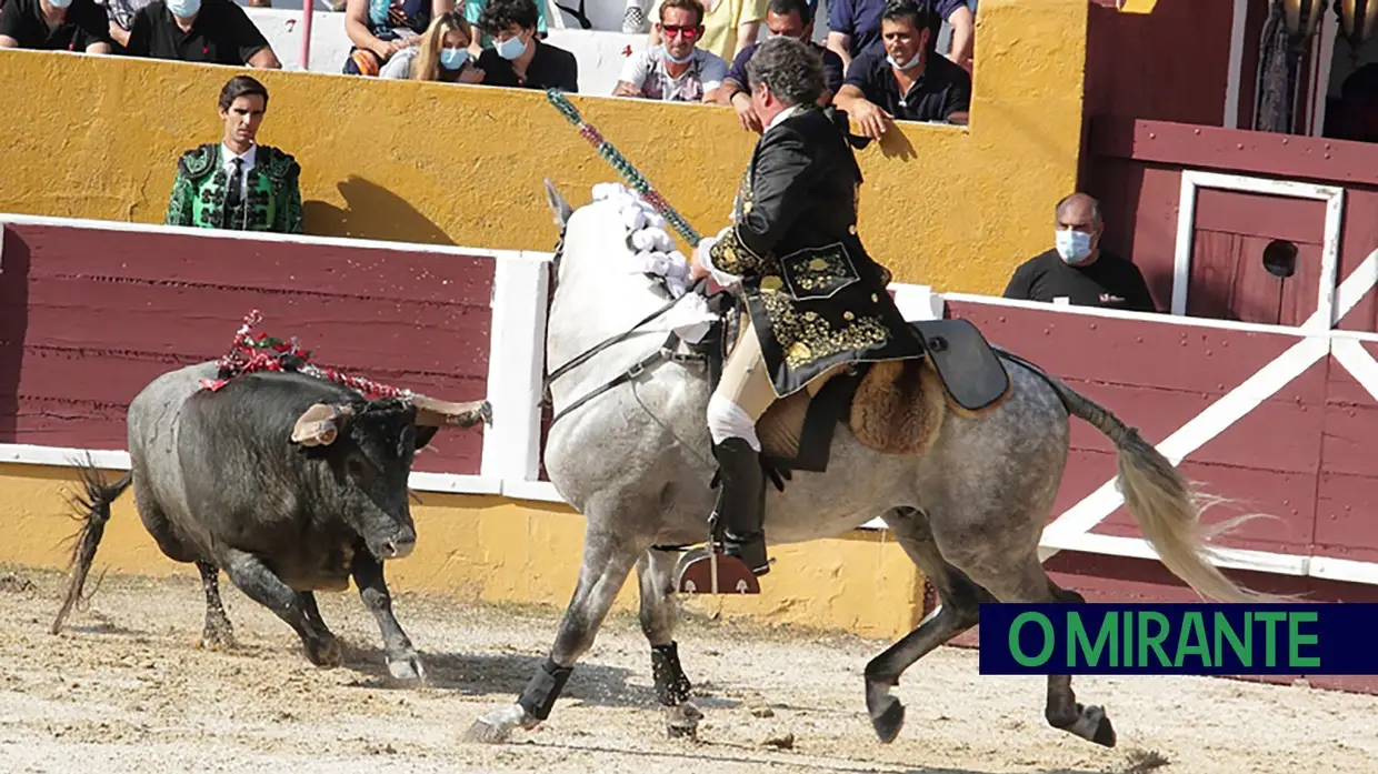 Emocionante corrida de Toiros em Arruda dos Vinhos