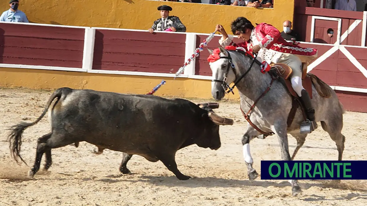 Emocionante corrida de Toiros em Arruda dos Vinhos