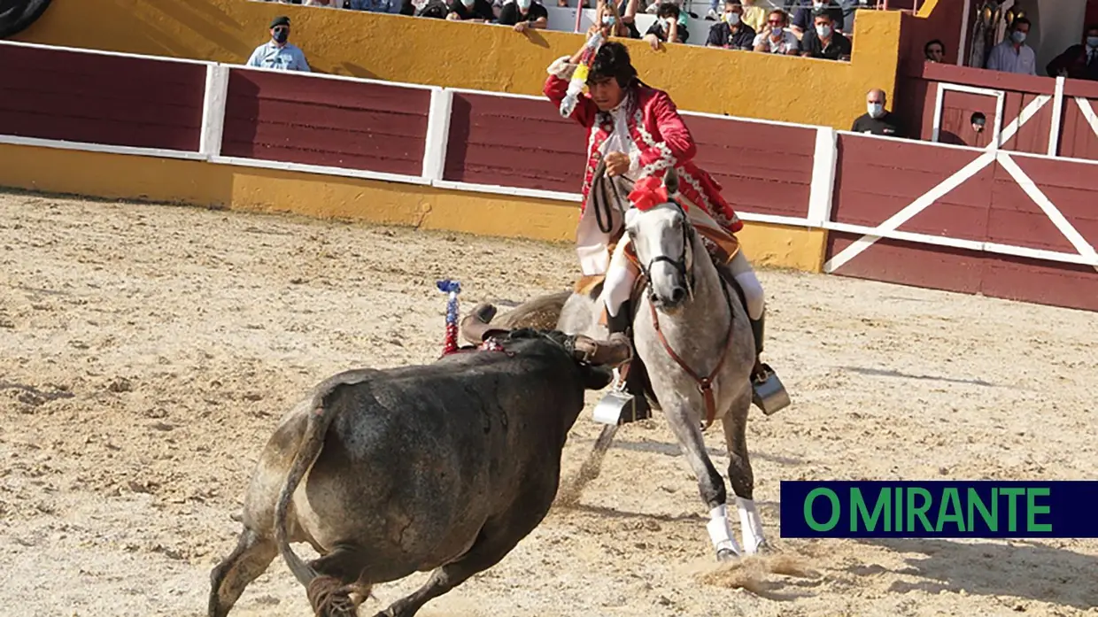 Emocionante corrida de Toiros em Arruda dos Vinhos