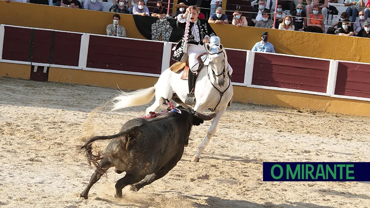 Emocionante corrida de Toiros em Arruda dos Vinhos