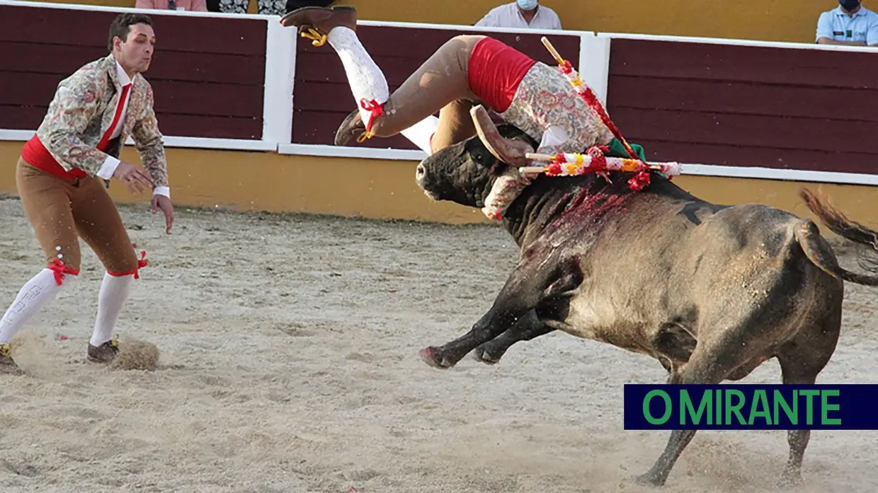 Emocionante corrida de Toiros em Arruda dos Vinhos