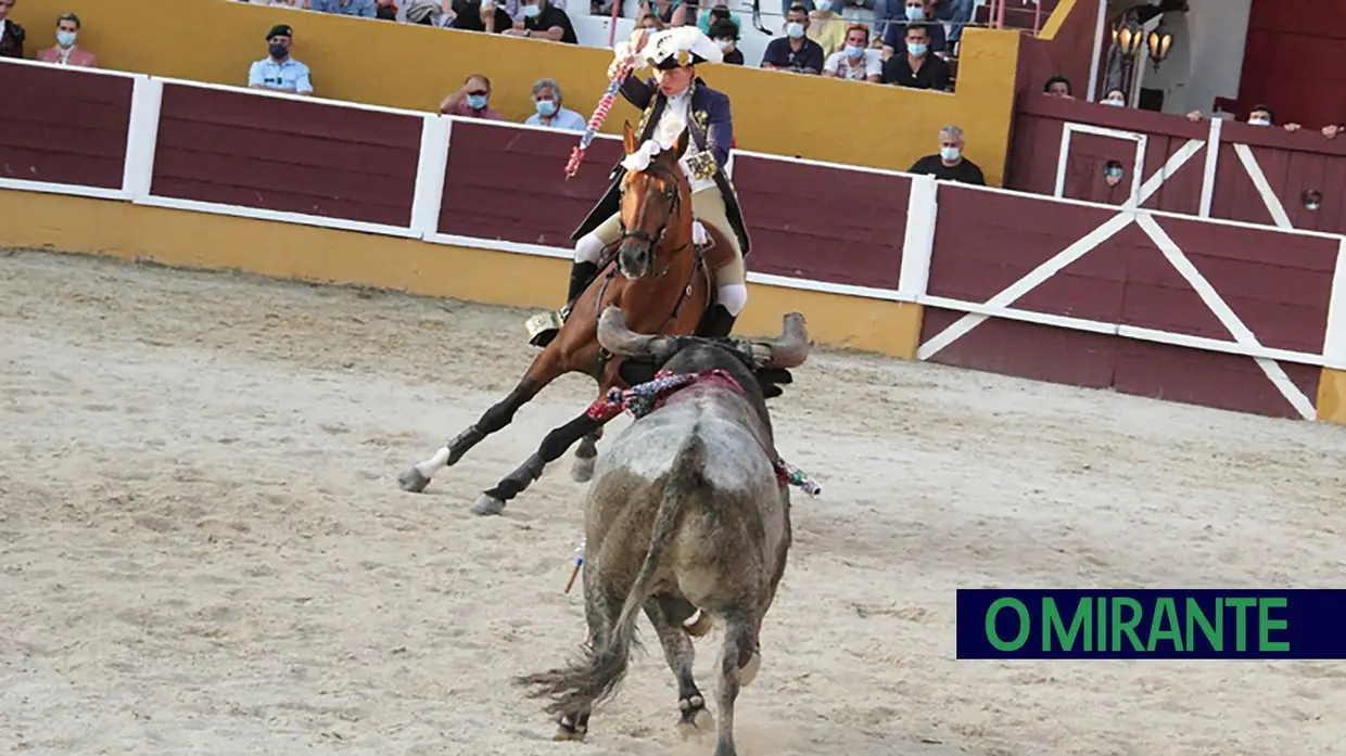 Emocionante corrida de Toiros em Arruda dos Vinhos