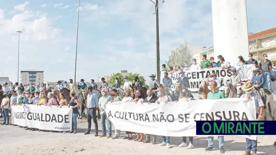 Aficionados declaram guerra ao Governo pelos ataques à tauromaquia